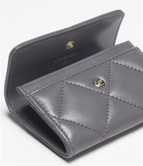 chanel 19 card holder|Chanel 19 flap card holder.